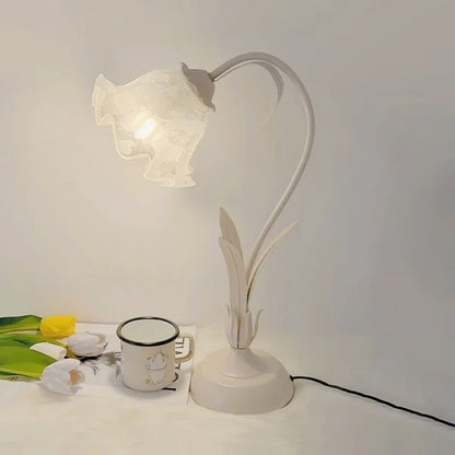 Skanto | BloomBeam - Adjustable Retro Table Lamp