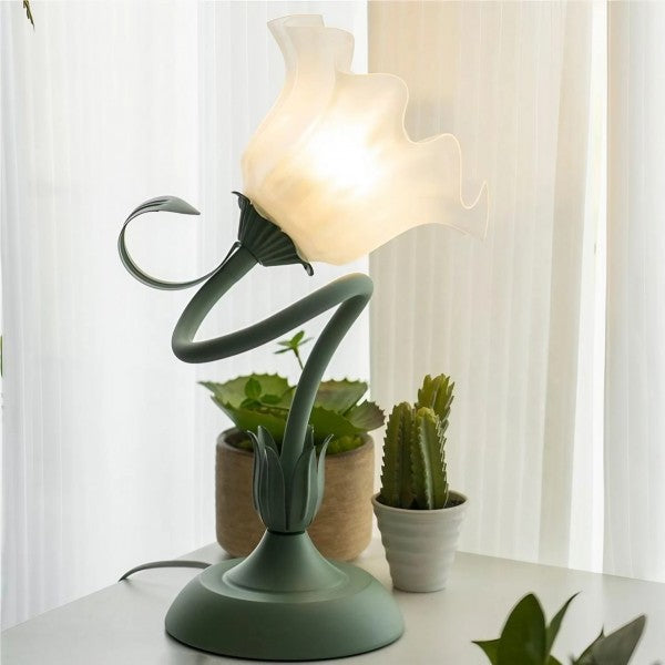 Skanto | BloomBeam - Adjustable Retro Table Lamp