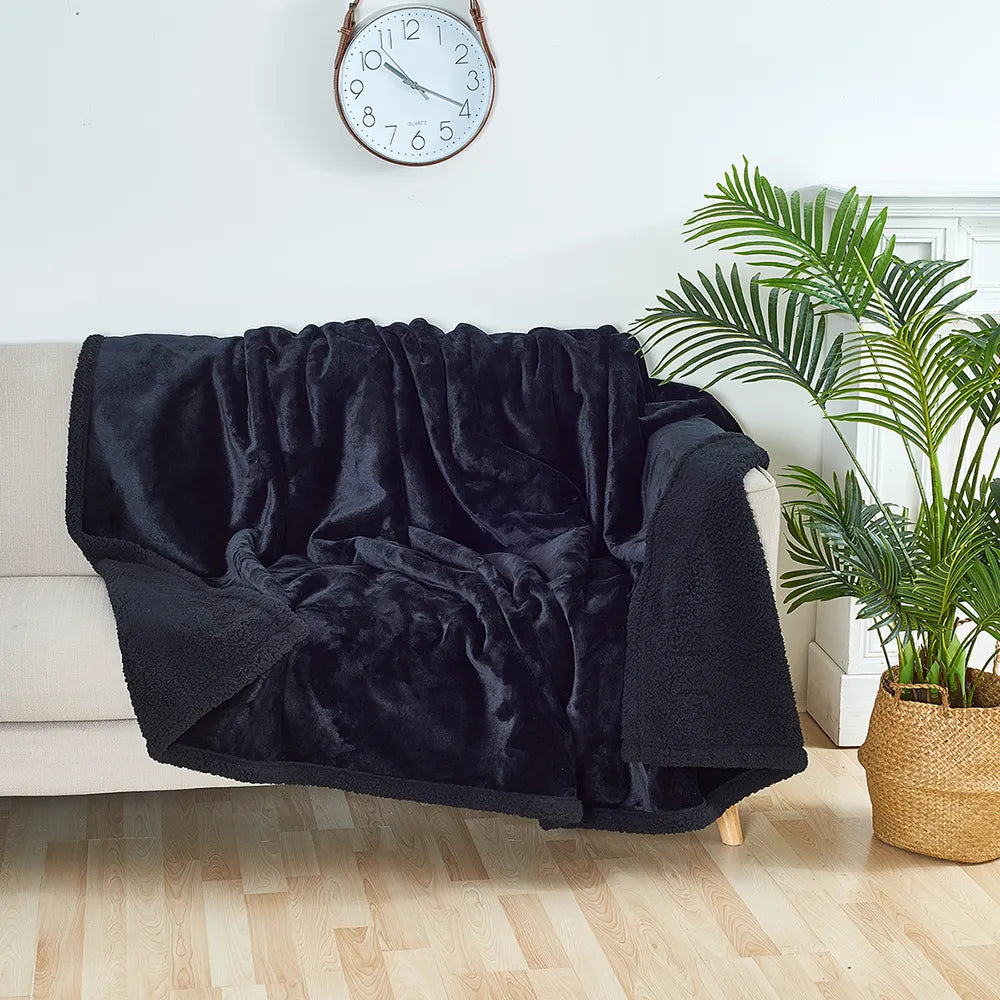 Skanto | Love Blanket