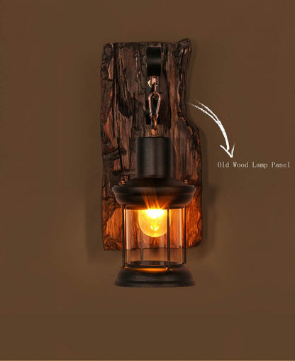 Skanto | Veritas - Wall Lamp with Wood Base and Glass Design