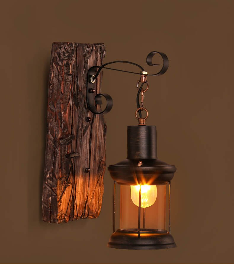 Skanto | Veritas - Wall Lamp with Wood Base and Glass Design