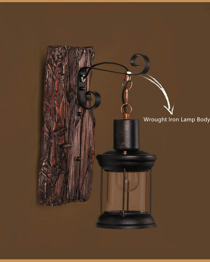 Skanto | Veritas - Wall Lamp with Wood Base and Glass Design