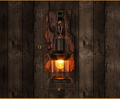 Skanto | Veritas - Wall Lamp with Wood Base and Glass Design