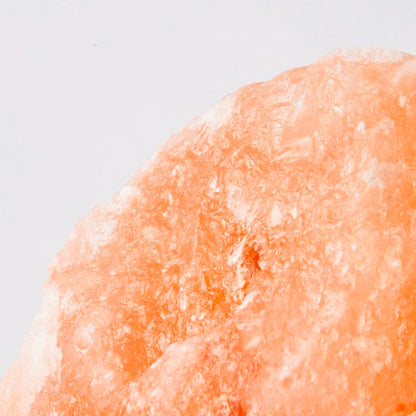 Genuine 2 to 3 kg Himalayan salt lamp with soft lighting | Brehn