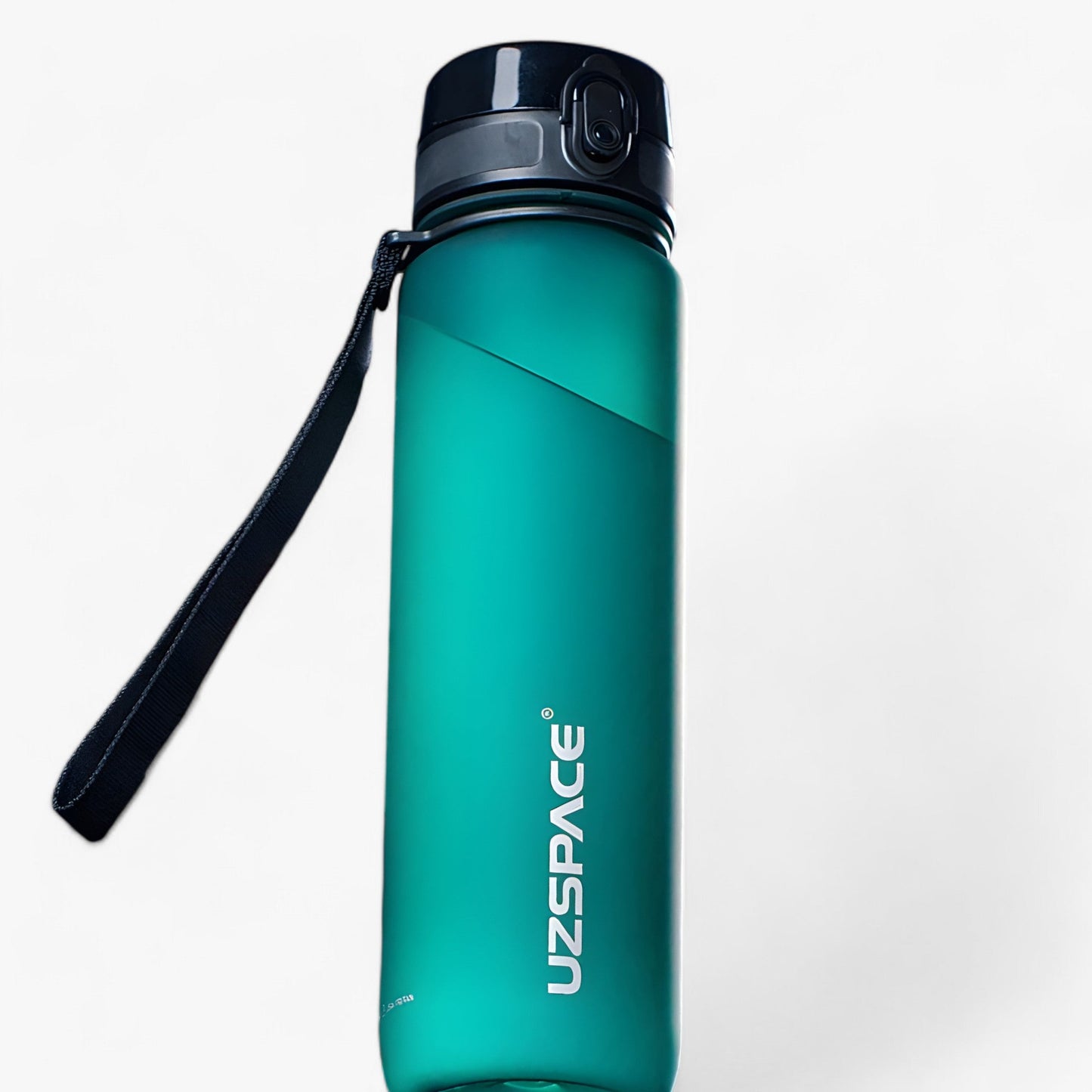 Skanto | HydraShake | Sport Shaker Bottle - BPA-Free and Leak-Proof