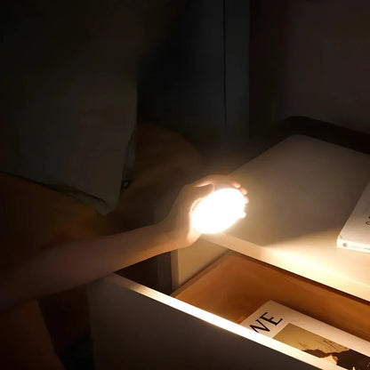 Skanto | Rechargeable Motion Sensor LED Light | Energy Saving, USB Rechargeable & Ideal for Walkways, Stairs, Wardrobes & Closets