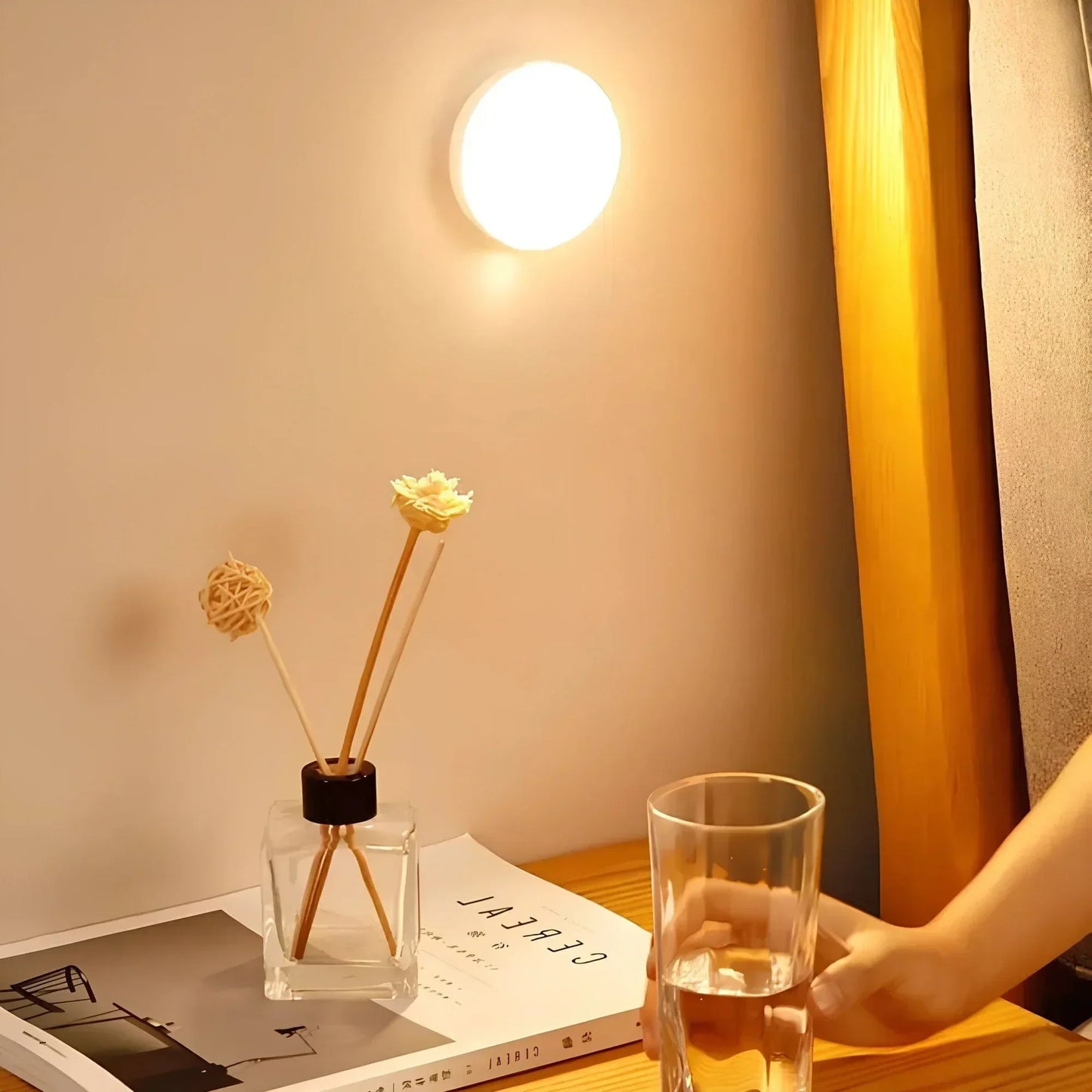 Skanto | Rechargeable Motion Sensor LED Light | Energy Saving, USB Rechargeable & Ideal for Walkways, Stairs, Wardrobes & Closets