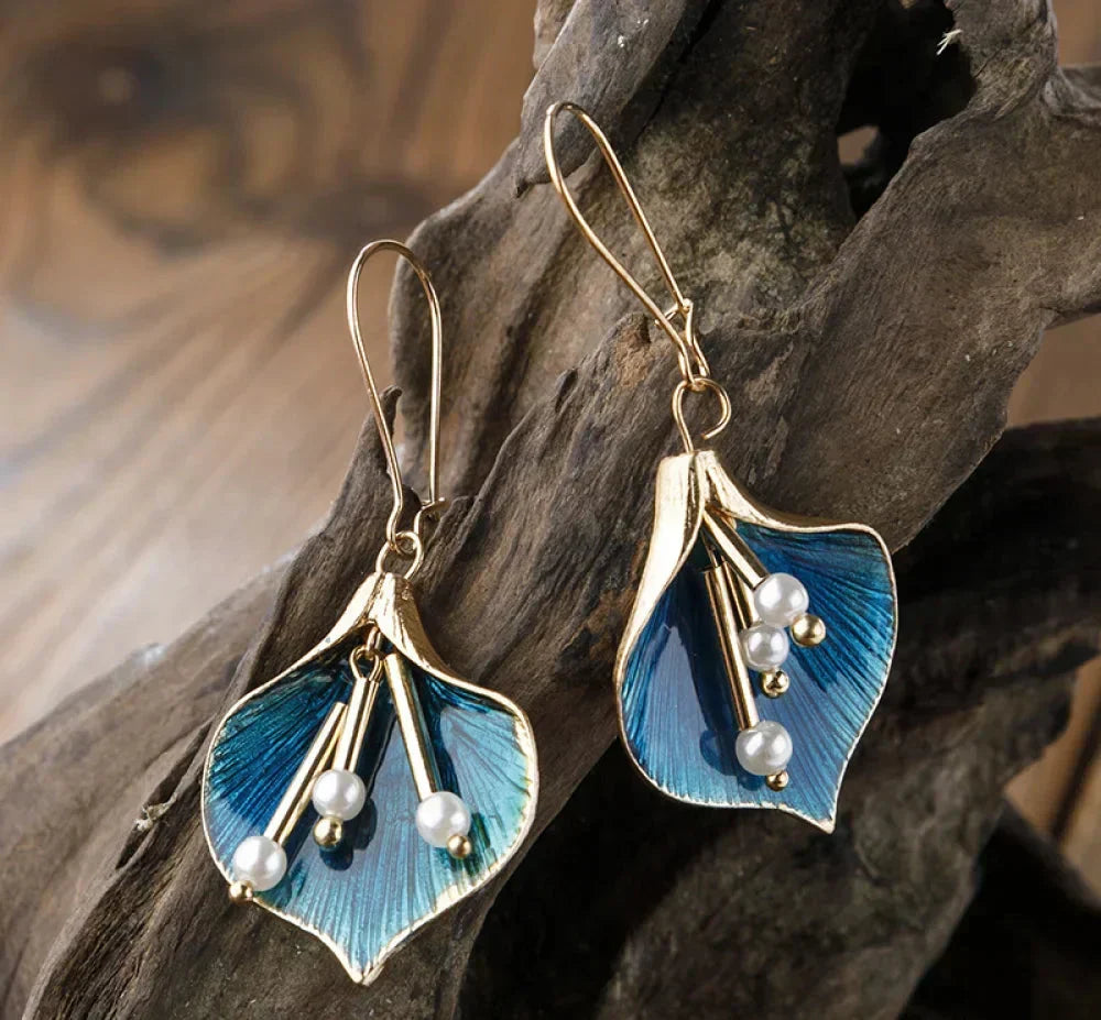 BowLift | Vintage Blue Lotus Silver Earrings