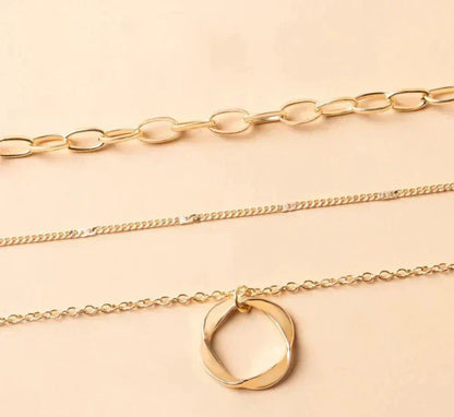 BowLift | Vintage gold multi-layer chain and pendant necklace