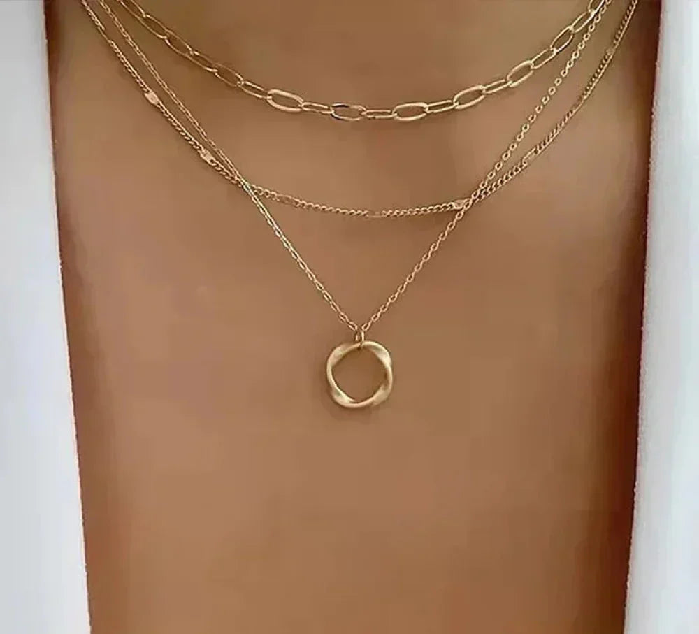BowLift | Vintage gold multi-layer chain and pendant necklace