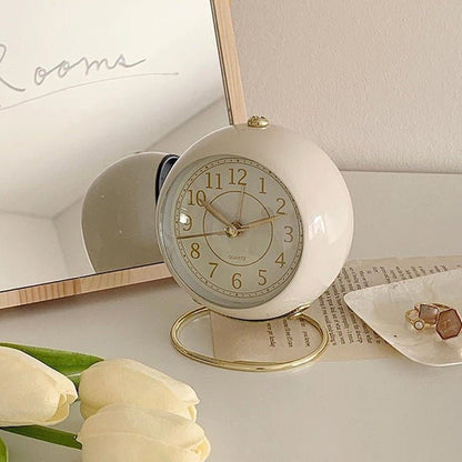 Skanto | Vintage Round Analog Clock