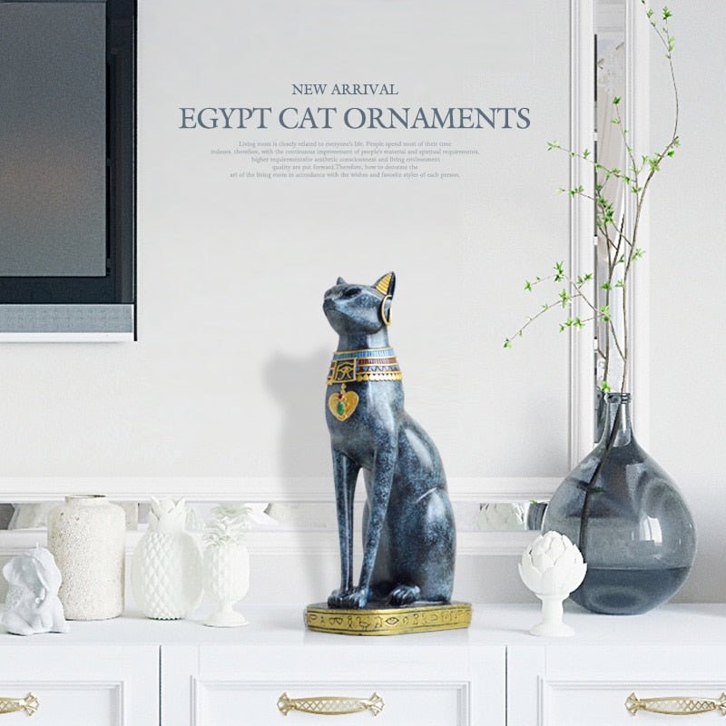 Skanto | Vintage Style Luxurious Egyptian Cat Sculpture
