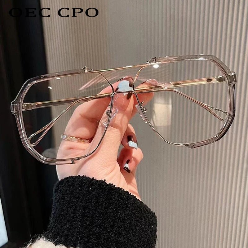 VOGUEVIEW SHADES – Oversized square sunglasses with UV400 and photochromic lenses