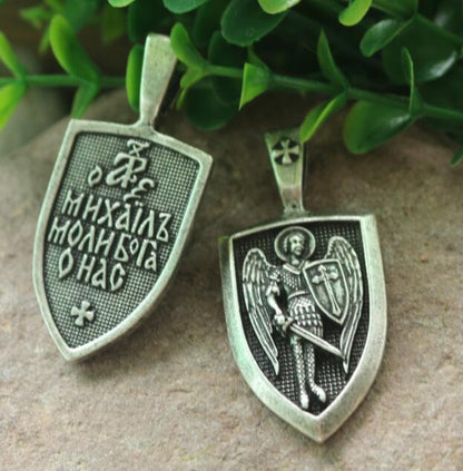 BowLift | Archangel Charm Necklace