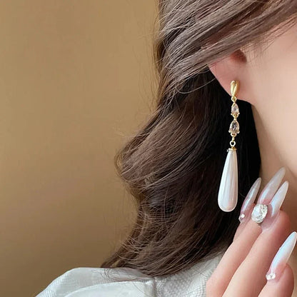 BowLift | Water Drop Pearl Diamond Earrings