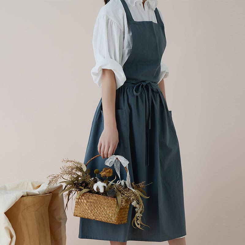 Frendorf | Water-Repellent Cotton Apron with Practical Pockets - ChefMate