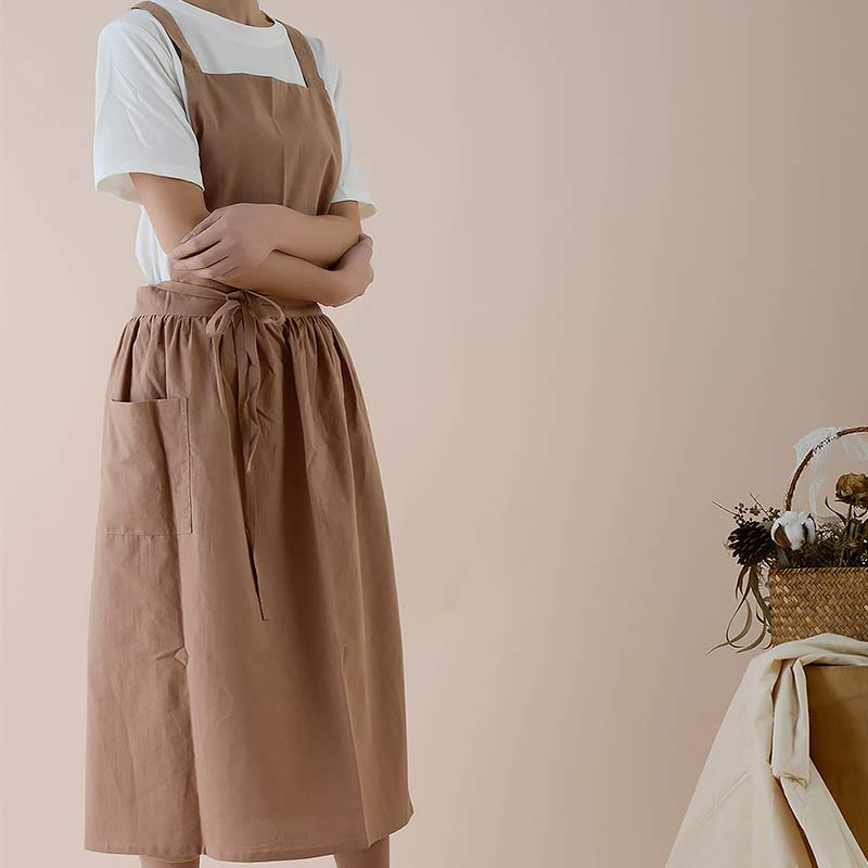 Frendorf | Water-Repellent Cotton Apron with Practical Pockets - ChefMate