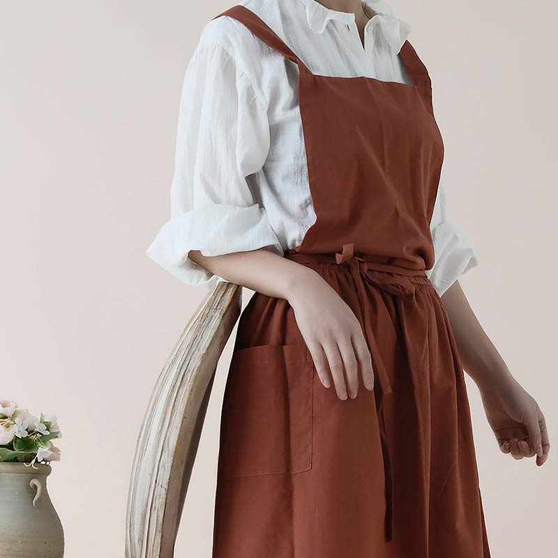 Frendorf | Water-Repellent Cotton Apron with Practical Pockets - ChefMate