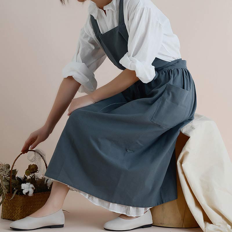 Frendorf | Water-Repellent Cotton Apron with Practical Pockets - ChefMate