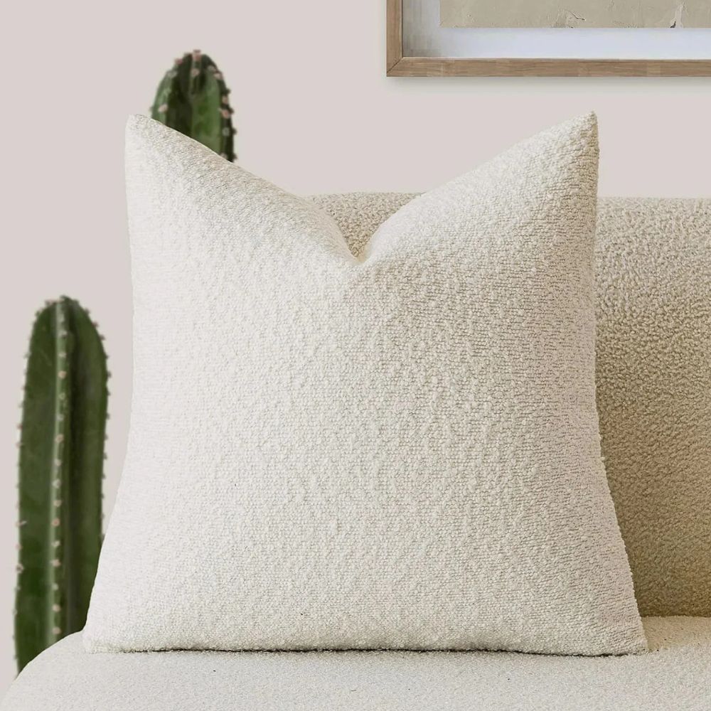 Skanto | Timeless Boucle Pillow Cover