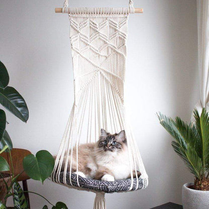 Brehn | Macrame Wall-hanging Cat bed