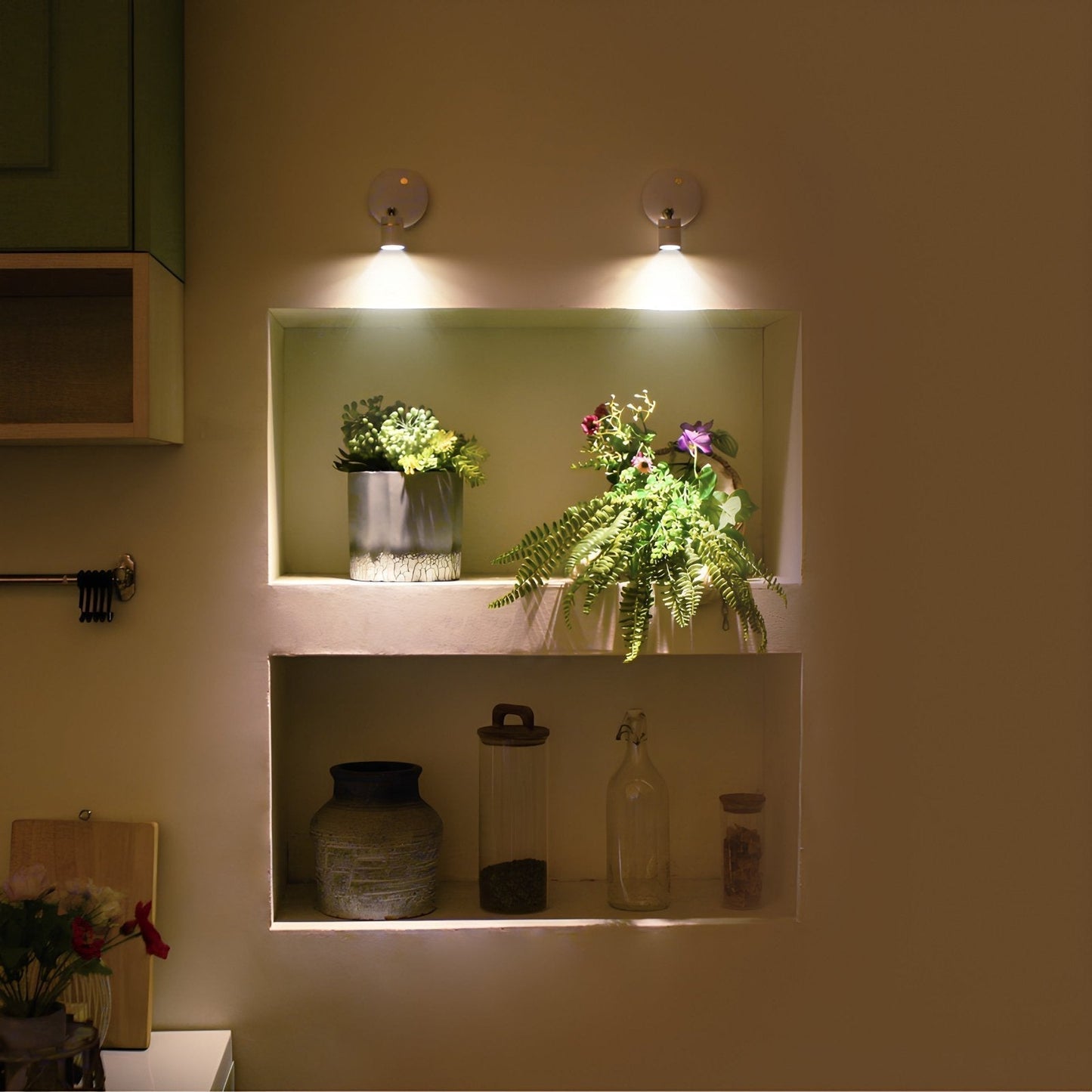 Skanto | LumaSpot Wireless LED Spotlight