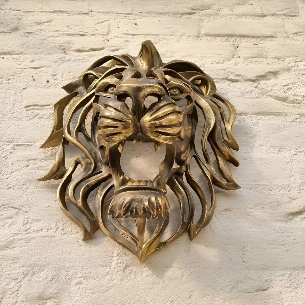 Exquisite gilded lion head wall sculpture Karnz