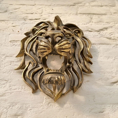 Exquisite gilded lion head wall sculpture Karnz